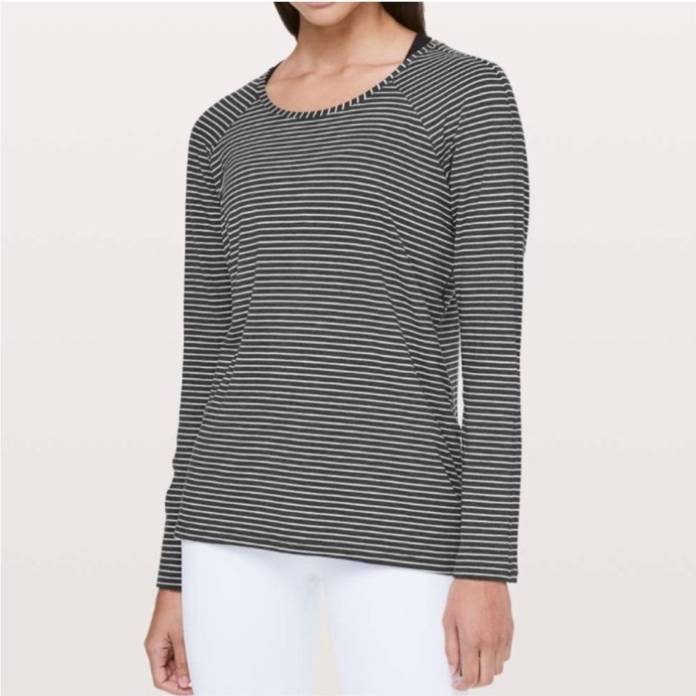 Lululemon Emerald Long Sleeve Modern Stripe Heathered Black White Size 4